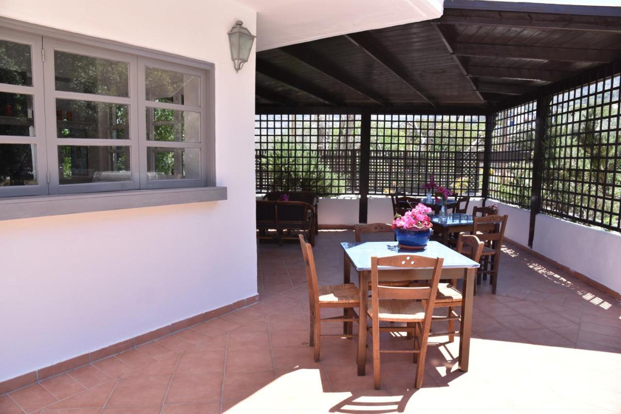 Boutique Hotel Tilos Mare Livadia  Exterior foto